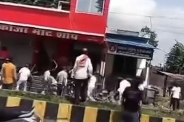Ajmer Chiken Shop Dispute