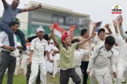Anshul Kamboj को मैनचेस्टर टेस्ट के लिए टीम इंडिया में जगह मिलने पर घर में जश्न,
कोच बोले- उसकी यॉर्कर का जवाब नहीं - image