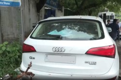 दिल्ली में तेज रफ्तार का कहर! ऑडी ने फुटपाथ पर सो रहे 5 लोगों को रौंदा - image