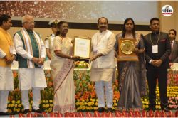 Super Swachchh league award: स्वच्छ सर्वेक्षण में देशभर में अंबिकापुर प्रथम,
मिला सुपर स्वच्छ लीग अवॉर्ड, 5 स्टार शहर का दर्जा भी - image