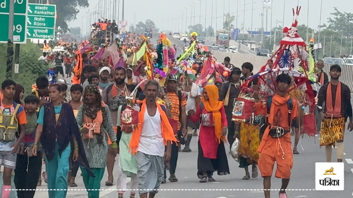 Sawan Shivratri 2025: सावन की शिवरात्रि के लिए उमड़ी आस्था की भीड़, कांवड़ियों
की टोलियों से पटा हाईवे, ड्रोन से निगरानी