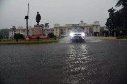 Bihar Weather: मौसम विभाग ने बताया कब तक होगी बारिश? बिहार के इन 6 जिलों में
बारिश को लेकर अलर्ट जारी - image