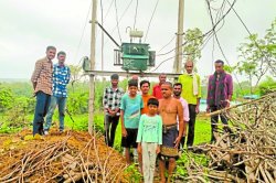 50 फीसद उपभोक्ताओं ने जमा नहीं किया बिजली बिल तो काट दिया पूरे गांव का ही बिजली
कनेक्शन - image