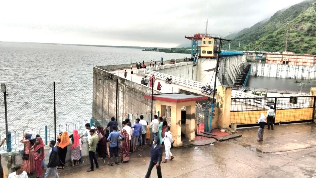 झमाझम बारिश के बाद बीसलपुर बांध में पानी आवक तेज, जानें त्रिवेणी नदी का ताजा
अपडेट