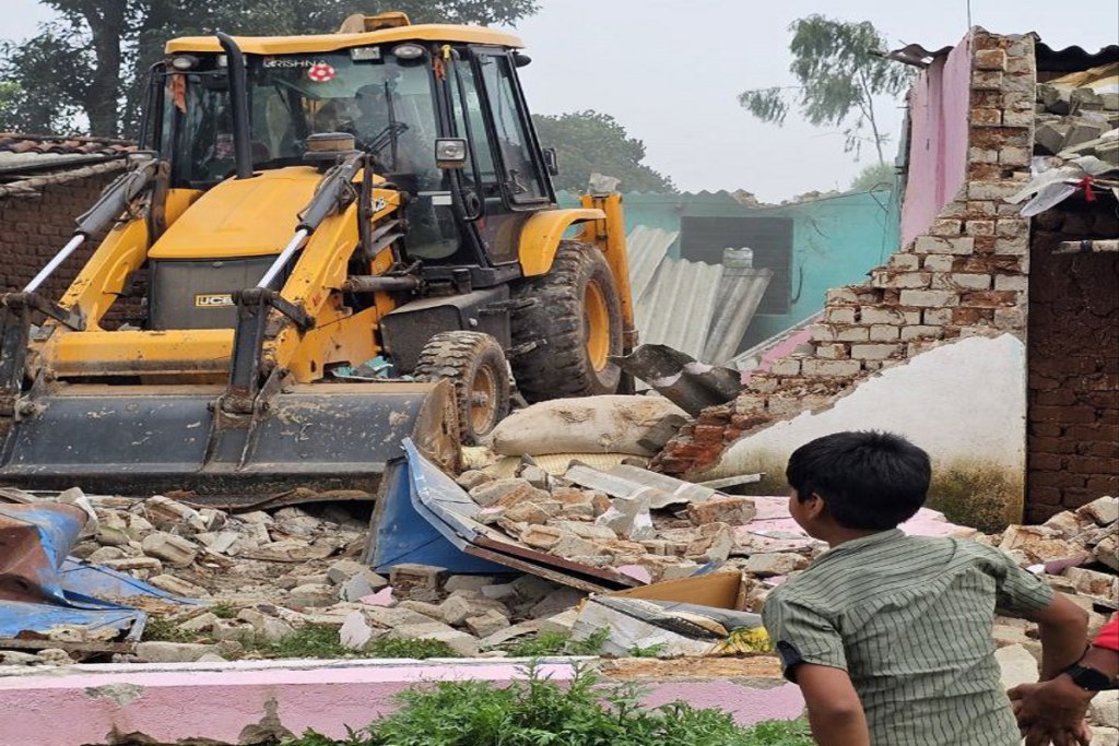 Bulldozer action in Darima