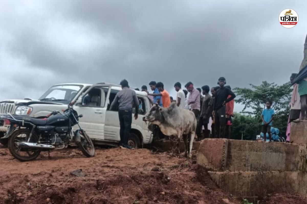 Crime News: कीचड़ में फंसी थी स्कॉर्पियो, पुलिस ने दरवाजा खोला तो भीतर का नजारा
देख रह गई हैरान