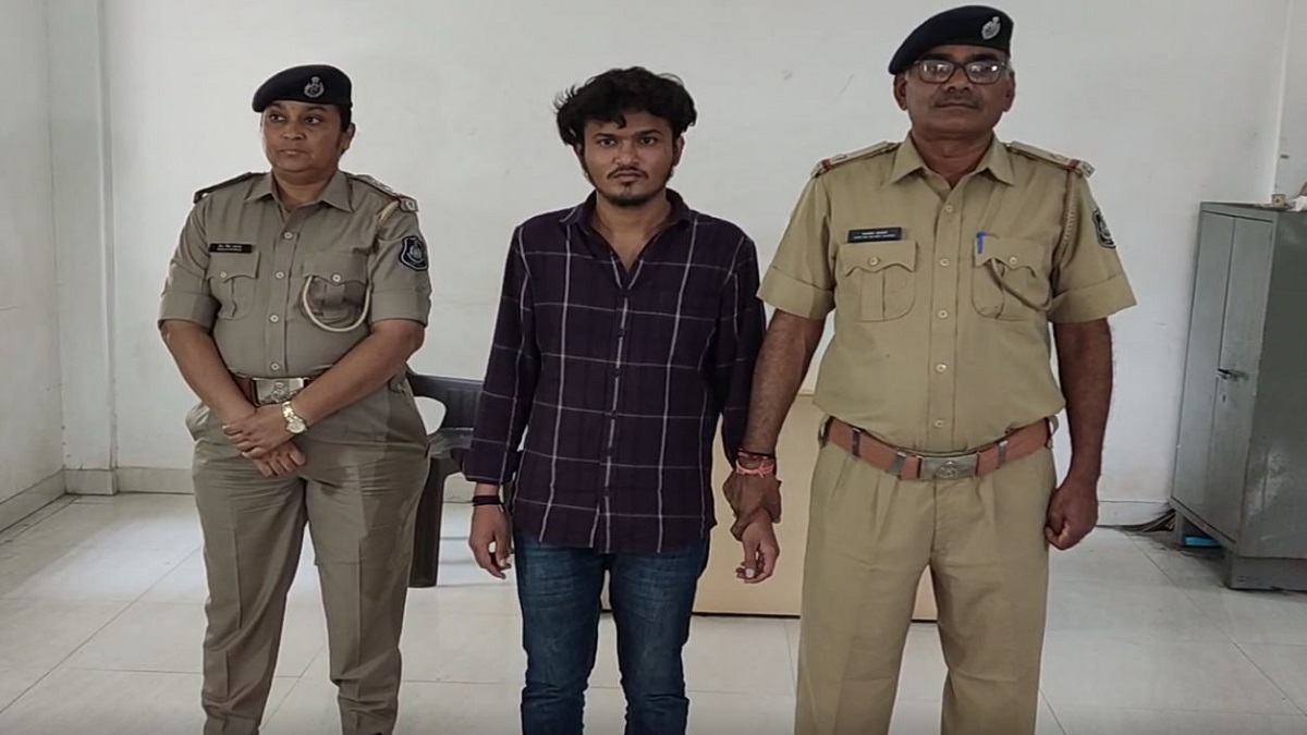 चांदखेड़ा: 14वीं मंजिल से कूदकर युवती ने दी जान, प्रेमी गिरफ्तार