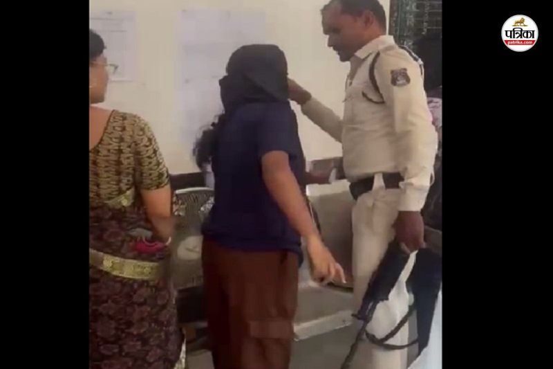 हाईटेक नकल कांड (फोटो सोर्स- पत्रिका)