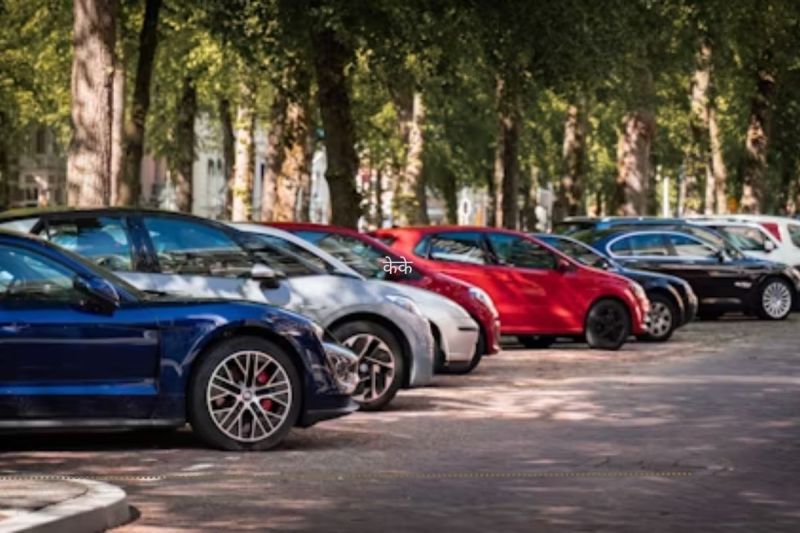 CG News: रेलवे पार्किंग में वाहन खड़ा करने में 3 से 5 मिनट की देरी, यात्रियों को हो रही दिक्कत...(photo-unsplash)