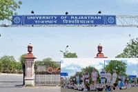 राजस्थान यूनिवर्सिटी में कट आउट लेकर प्रदर्शन, पत्रिका फोटो