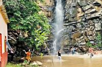 जयपुर में ह​थिनी कुंड पर युवकों ने की अभद्रता, फोटो पत्रिका