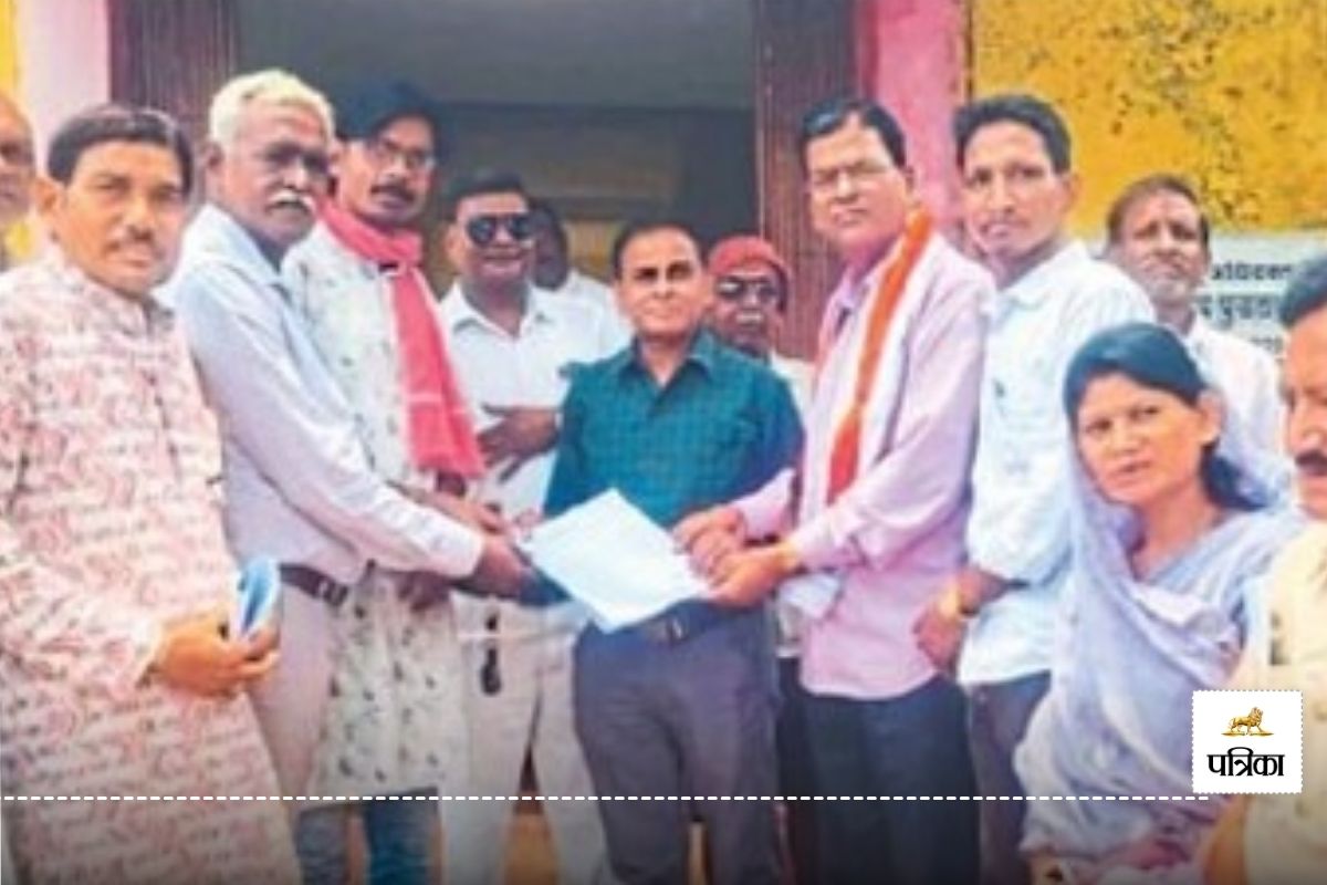बिजली दर वृद्धि के खिलाफ कांग्रेस का प्रदर्शन(photo-patrika)