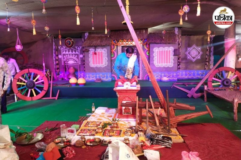 हरेली तिहार पर छत्तीसगढ़ी संस्कृति की झलक (Photo source- DPR)