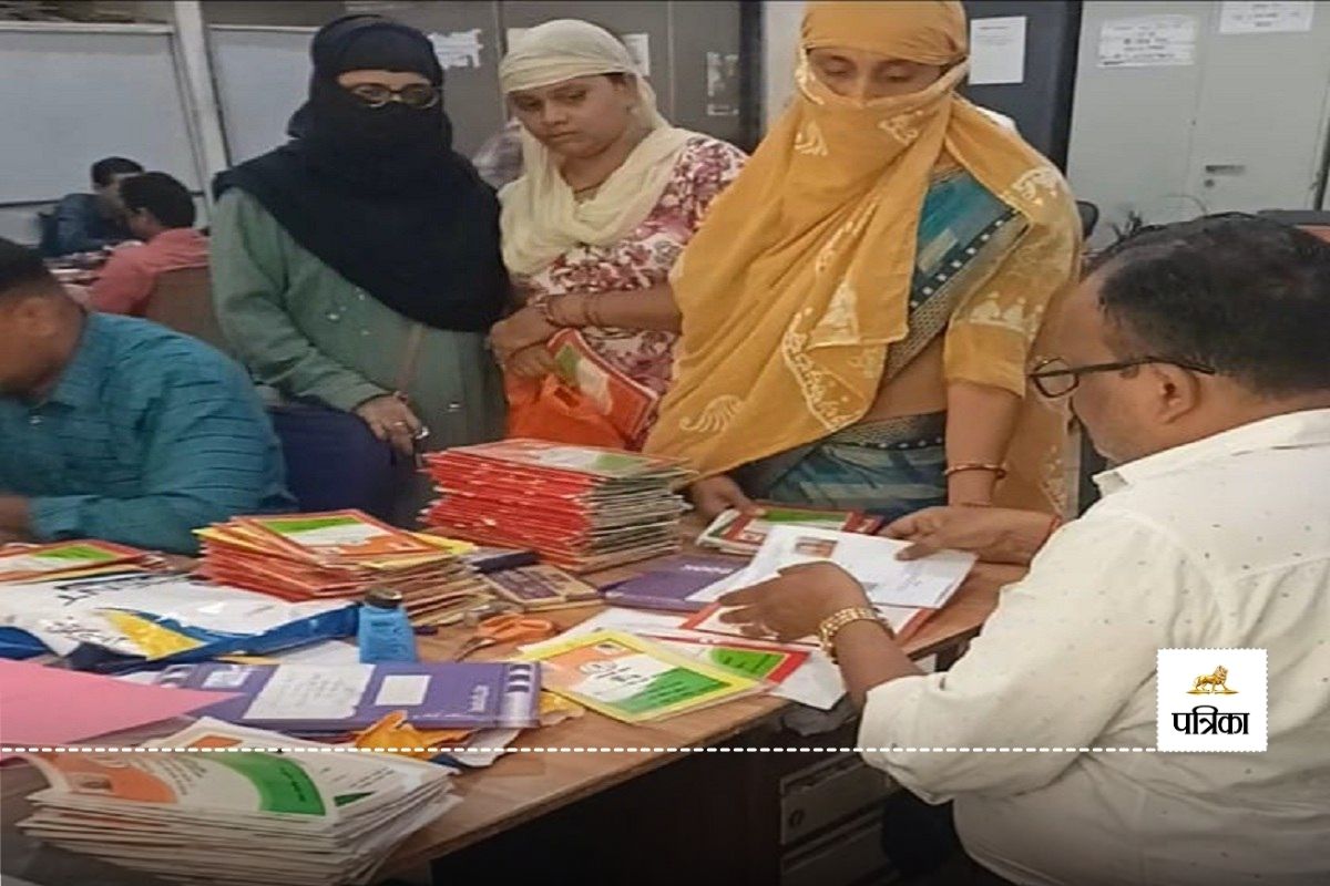 Ration Card e-KYC: राशन कार्ड e-KYC अपडेट नहीं, फिर भी 34 लाख कार्ड नहीं हुए
ब्लॉक, जानें वजह…