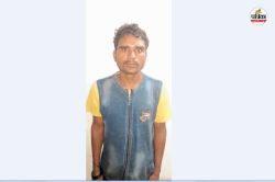 पंचायत सचिव की हत्या में शामिल दुर्दांत नक्सली राजमन पोयाम गिरफ्तार, कई हत्याओं
में था शामिल, हुआ बड़ा खुलासा - image