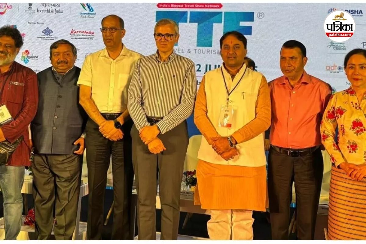 कोलकाता ट्रैवल फेयर में छत्तीसगढ़ टूरिज्म की शानदार भागीदारी, जम्मू-कश्मीर CM के साथ साझा किया मंच