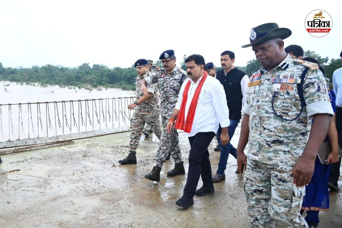 CG News: धीमी गति से हो रहा हाई लेवल पुल का काम, भड़के डिप्टी सीएम, बोले- देरी
बर्दाश्त नहीं
