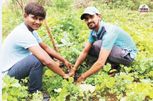 पत्रिका हरित प्रदेश अभियान: सामाजिक एवं स्वैच्छिक संगठनों ने बरगद, नीम, पीपल के पौधे लगाकर मनाया हरेली