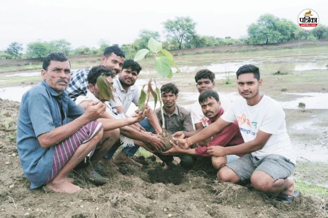 पत्रिका हरित प्रदेश अभियान: सामाजिक एवं स्वैच्छिक संगठनों ने बरगद, नीम, पीपल के पौधे लगाकर मनाया हरेली