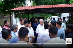बर्थडे पर बढ़ी बेटे चैतन्य की मुश्किलें, हिरासत में ले सकती है ED, पूर्व CM बोले
– भूपेश बघेल न झुकेगा और न ही डरेगा… - image