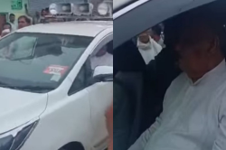 गुस्साई भीड़ ने रोका MP के मंत्री का काफिला, सुनाई खरी-खरी, Video Viral - image