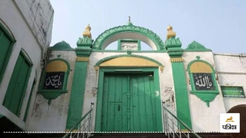 Demand for temporary ban on prayers in Shahi Jama Masjid