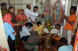 शिवालयों मे गूंजे महादेव के जयकारे, मंत्रोच्चार के साथ हुआ अभिषेक - image