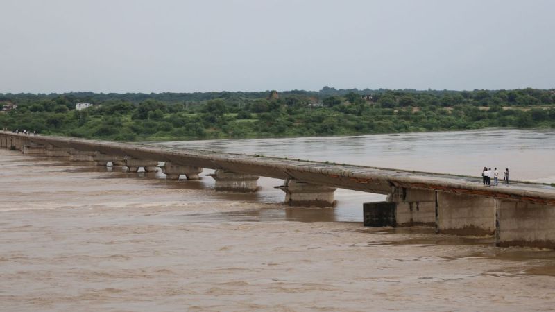 Dholpur chambal river