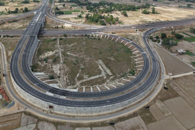 Agra-Lucknow to Purvanchal Expressway