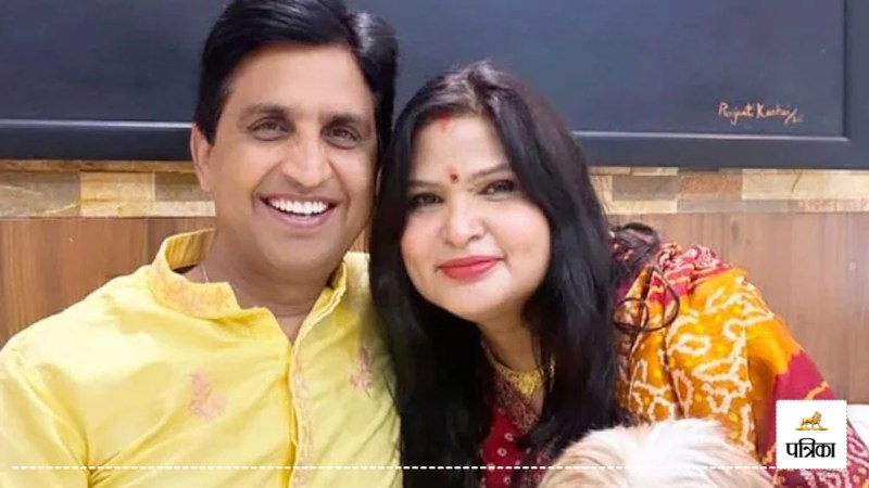 FIR filed against Kumar Vishwas wife for post in barabanki