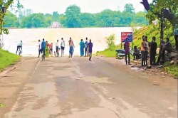 CG Weather Update: तेज बारिश से बाढ़ को लेकर अलर्ट जारी, कलेक्टर ने नागरिकों से
की सतर्क रहने की अपील - image