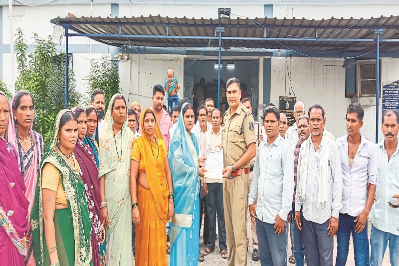 ग्राम पंचायत ने किया शराबबंदी का प्रस्ताव (Photo source- Patrika)