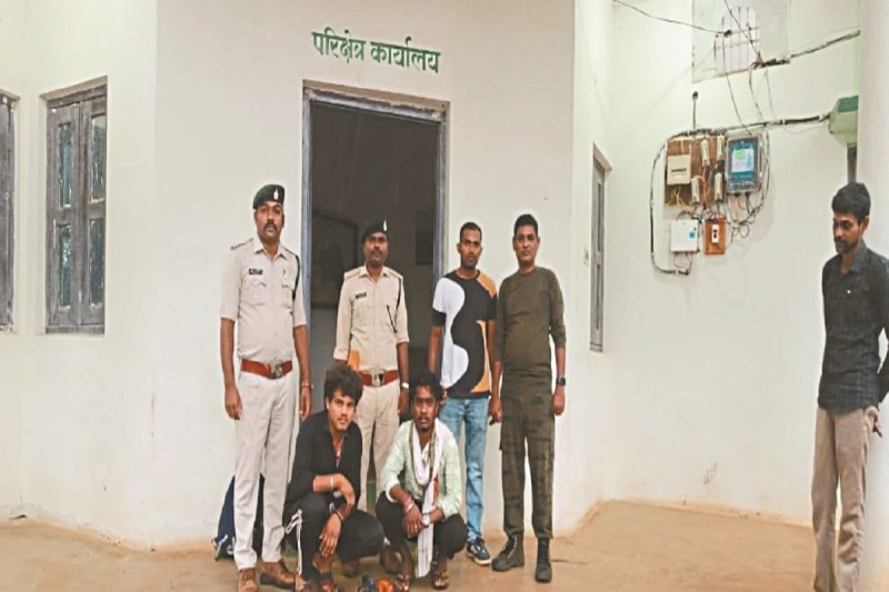 सोनाखान इलाके से 2 की गिरफ्तारी (Photo source- Patrika)