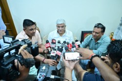 जोधपुर में गरजे मंत्री गजेन्द्र सिंह शेखावत, कहा- कांग्रेस में अध्यक्ष कोई भी
हो, पर आलाकमान केवल एक ही परिवार - image