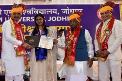 Jodhpur News: आपके पास कौशल और कला है तो नौकरी के लिए कभी नहीं भटकेंगे- राज्यपाल
बागडे - image