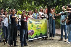 हरयाळो राजस्थान अभियान : मानसरोवर के स्टोन पार्क में पौधरोपण, युवाओं का उत्साह
देखने लायक - image