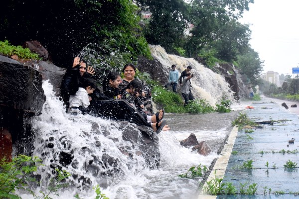 Heavy Rain In Bhopal