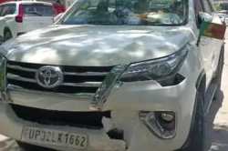 कुशीनगर में केंद्रीय मंत्री जयंत चौधरी के काफिले की गाड़ियां आपस में टकराई,
बलिदानी CRPF जवान के श्रद्धांजलि कार्यक्रम से लौट रहे थे - image