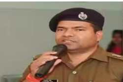 देवरिया में पुलिस महकमे में बड़ा फेरबदल, SP ने नए लोगों को दी थानों और चौकियों
की जिम्मेदारी - image