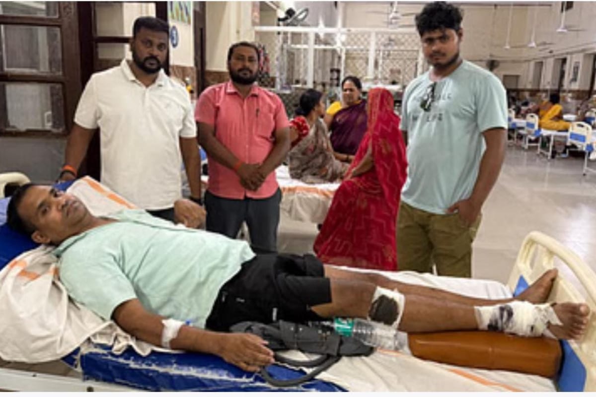 गोरखपुर के नौकायन में बोटिंग के दौरान हादसा…तेज रफ्तार से चल रही बोटें आपस में
टकराई, तीन लोग घायल