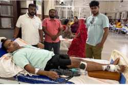 गोरखपुर के नौकायन में बोटिंग के दौरान हादसा…तेज रफ्तार से चल रही बोटें आपस में
टकराई, तीन लोग घायल - image