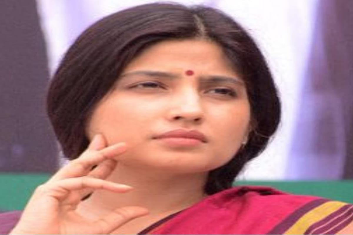 मौलाना साजिद रशीदी के खिलाफ मुकदमा दर्ज, डिंपल यादव पर किया था अशोभनीय टिप्पणी