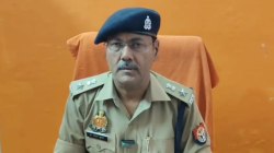 यूपी पुलिस को शर्मशार करने वाली घटना: चालक की मदद से नाबालिग छात्रा को कार में
खींचा, किया दुष्कर्म - image