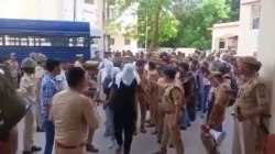 आगरा धर्मांतरण का दर्द: मुस्लिम लड़की की दोस्ती, बेटा गया, घर गया, गुमनामी की
जिंदगी बिता रहा परिवार - image