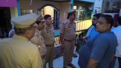 पुत्र ब्रिटेन में सॉफ्टवेयर इंजीनियर, यहां पैरालिसिस मां की नृशंस हत्या, मचा
कोहराम - image