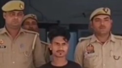 नाम ही नहीं बदला, कलावा और माथे पर तिलक भी लगाया, भगा ले गया किशोरी को, हुआ
गिरफ्तार - image
