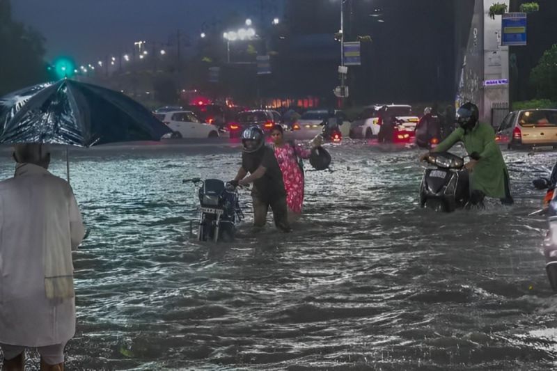 monsoon alert heavy rain