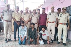 Jaipur Murder: महिला से हुआ विवाद तो पति ने दोस्तों के साथ मिलकर युवक को दी
दर्दनाक मौत, गले और पीठ में घोंप दिया पेचकस - image