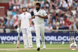 IND vs ENG 4th Test: जसप्रीत बुमराह से नहीं थी ऐसी उम्मीद, ओल्ड ट्रैफर्ड में
अपने फैंस को किया निराश - image