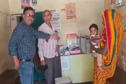 बेटे की मेडिकल में जन स्वास्थ्य रक्षक पिता बन बैठा था डॉक्टर, बिना अनुमति मरीजों
का एलोपैथी इलाज - image